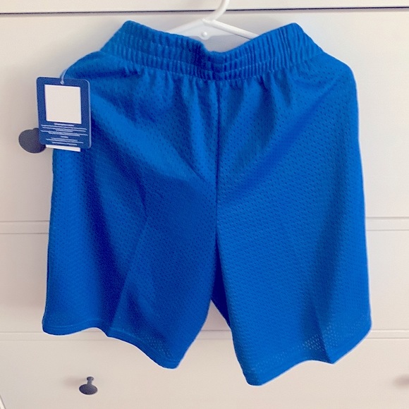 Boy’s Champion Mesh Shorts - Picture 2 of 3